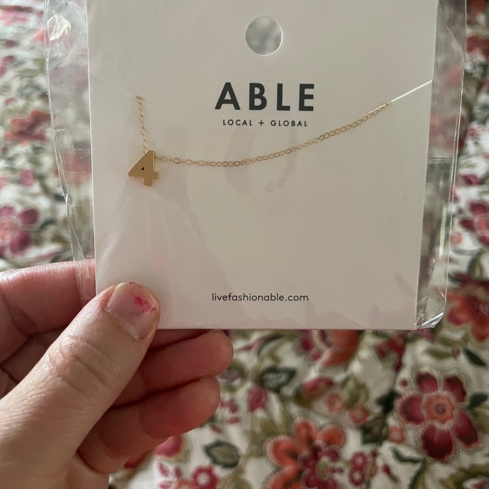 Able NWT Number 4 necklace - Picture 1 of 2